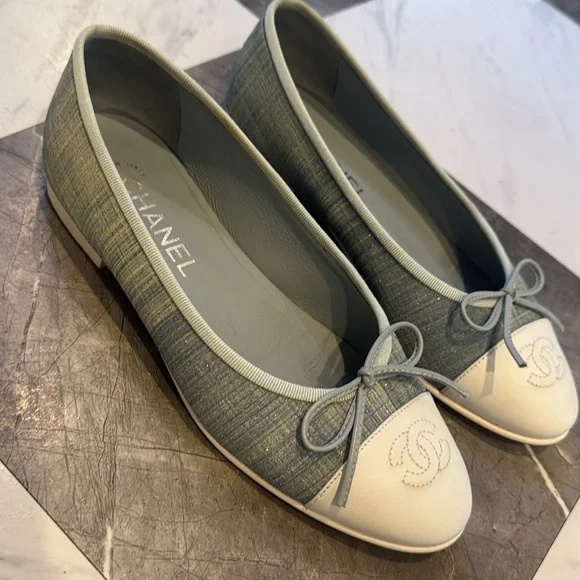 Chanel Women's blue and White Ballet Flats - Picture 2 of 7